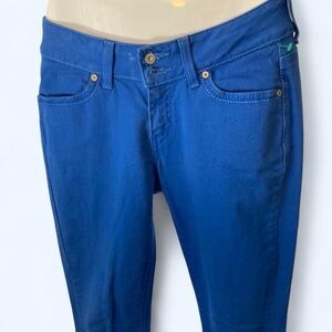 Levis vibrant blue skinny jeans curvy 4M